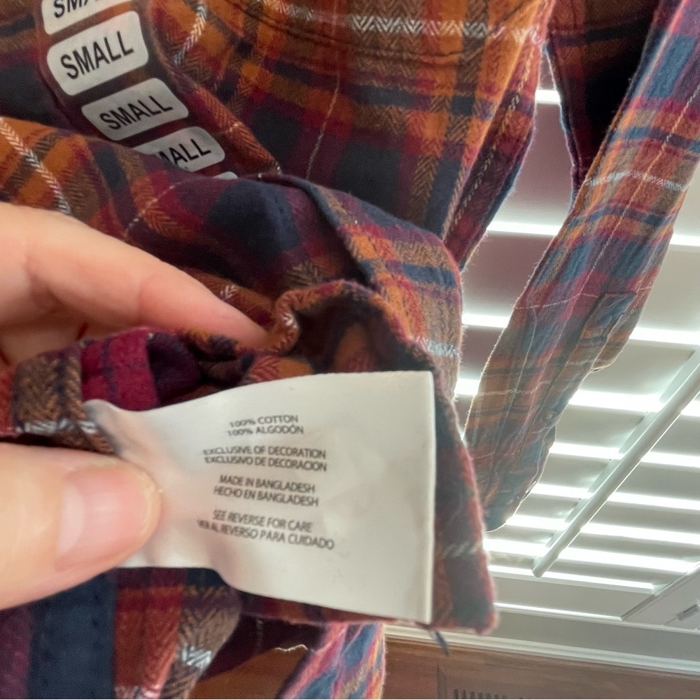 Eddie Bauer Men's Multicolor Plaid Button Down Shirt - Picture 4 of 5
